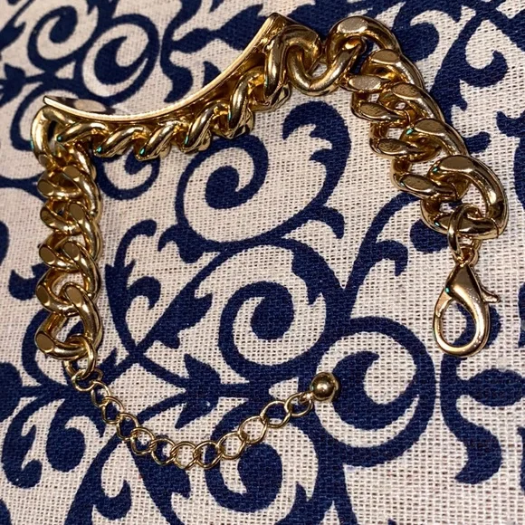 Fashion Jewelry Bracelet - Picture 2 of 6